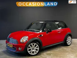 Rood, metallic lak Gebruikt 2010 Mini Cooper Chili Hatchback | € 7.750 (Iets duurder)