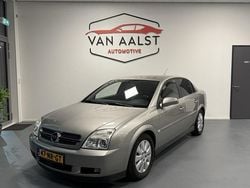 Grijs Gebruikt 2004 Opel Vectra Elegance Stationwagen | € 745 (Super prijs)