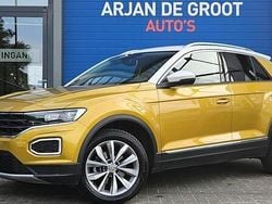 Geel (metallic) Gebruikt 2019 VW T-Roc SUV | € 21.950 (Goede deal)