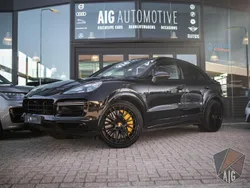 Zwart Gebruikt 2020 Porsche Cayenne Turbo S Sport SUV | € 129.950
