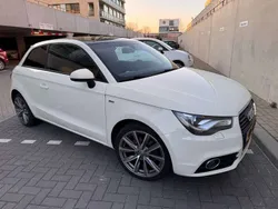 Wit Gebruikt 2011 Audi A1 Hatchback | € 10.000 (Duur)