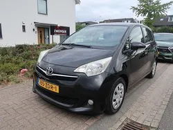 Zwart Gebruikt 2012 Toyota Verso-S MPV | € 11.950 (Eerlijke prijs)