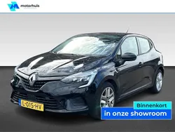 Zwart Gebruikt 2021 Renault Clio V Zen Hatchback | € 12.925 (Eerlijke prijs)