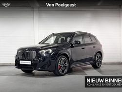 Saphirschwarz metallic (475) (zwart metallic) Gebruikt 2025 BMW iX1 Performance SUV | € 55.900 (Super prijs)