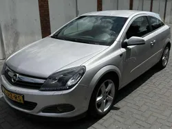 Gebruikt 2005 Opel Astra GTC Coupé | € 1.200