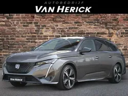 Grijs, metallic lak Gebruikt 2022 Peugeot 308 GT Stationwagen | € 24.445 (Eerlijke prijs)