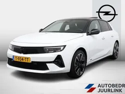 Wit Gebruikt 2023 Opel Astra Ultimate Hatchback | € 26.399 (Goede deal)