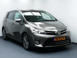 Grijs Gebruikt 2016 Toyota Verso Executive MPV | € 19.944 (Iets duurder)