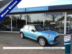 Blauw Gebruikt 2016 Mini Cooper Business Hatchback | € 13.980 (Goede deal)