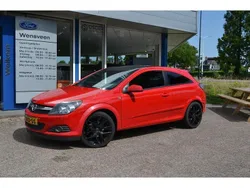 Rood Gebruikt 2007 Opel Astra GTC Hatchback | € 6.200