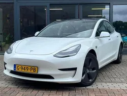Wit Gebruikt 2019 Tesla Model 3 Standard Range Sedan | € 16.695 (Eerlijke prijs)
