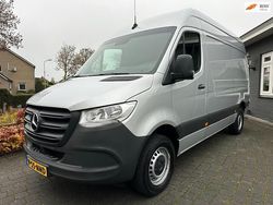 Grijs (metallic) Gebruikt 2023 Mercedes Sprinter Van | € 39.900 (Eerlijke prijs)