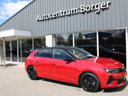 Rood Gebruikt 2024 Opel Astra Ultimate Hatchback | € 31.899 (Eerlijke prijs)