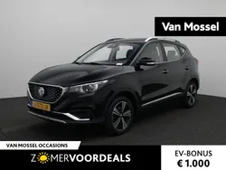 Zwart Gebruikt 2020 MG ZS Luxury Sedan | € 14.995 (Eerlijke prijs)
