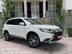 Wit Gebruikt 2017 Mitsubishi Outlander SUV | € 20.945 (Eerlijke prijs)