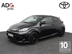 Zwart Gebruikt 2021 Toyota Yaris Premium Hatchback | € 38.950