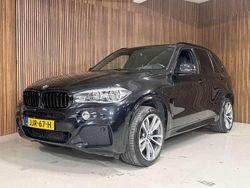 Zwart Gebruikt 2017 BMW X5 Executive SUV | € 32.995 (Eerlijke prijs)