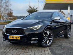 Zwart Gebruikt 2017 Infiniti Q30 Sport Tech Hatchback | € 15.950