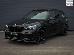 Zwart (metallic) Gebruikt 2021 BMW X5 M Sport SUV | € 64.950 (Iets duurder)