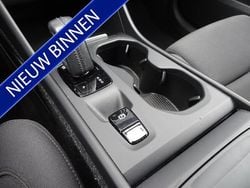 Wit Gebruikt 2018 Volvo XC40 Momentum SUV | € 23.950 (Eerlijke prijs)