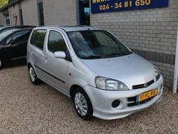 Grijs Gebruikt 2001 Daihatsu Young Rv MPV | € 3.490