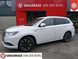 Wit Gebruikt 2015 Mitsubishi Outlander P-HEV Instyle SUV | € 14.450 (Iets duurder)