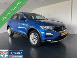 Blauw Gebruikt 2021 VW T-Roc Style SUV | € 20.995 (Eerlijke prijs)