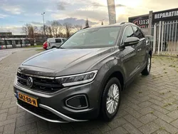 Grijs Gebruikt 2024 VW T-Roc Style SUV | € 26.500 (Goede deal)