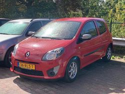 Rood Gebruikt 2011 Renault Twingo Collection Hatchback | € 2.550 (Eerlijke prijs)