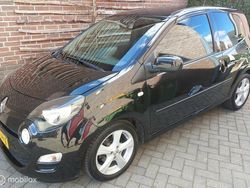 Zwart Gebruikt 2012 Renault Twingo Collection Hatchback | € 3.399 (Eerlijke prijs)
