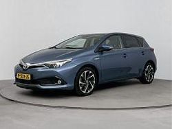 Blauw Gebruikt 2018 Toyota Auris Hatchback | € 14.445 (Eerlijke prijs)