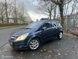 Blauw Gebruikt 2011 Opel Corsa Cosmo Hatchback | € 4.449 (Goede deal)