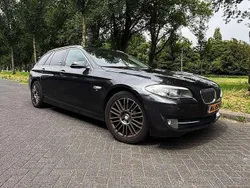 Zwart Gebruikt 2012 BMW 520 Executive Stationwagen | € 5.450 (Goede deal)