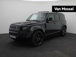 Zwart Gebruikt 2025 Land Rover Defender Black Edition SUV | € 102.940 (Eerlijke prijs)