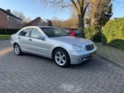 Grijs Gebruikt 2003 Mercedes C180 Sedan | € 3.100 (Eerlijke prijs)