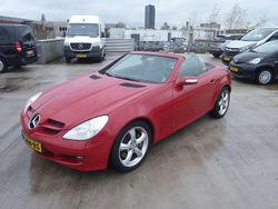 Rood Gebruikt 2005 Mercedes SLK350 Cabriolet | € 9.450 (Eerlijke prijs)