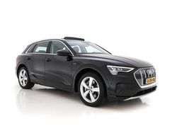 Mythos black metallic (zwart metallic) Gebruikt 2019 Audi e-tron Comfort SUV | € 20.945 (Duur)