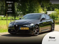 Zwart, metallic lak Gebruikt 2023 Alfa Romeo Giulia Sprint Sprint Coupé | € 41.900
