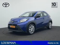 Blauw Gebruikt 2024 Toyota Aygo Play Hatchback | € 17.980 (Goede deal)