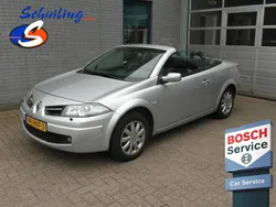 Grijs, metallic lak Gebruikt 2009 Renault Mégane Cabriolet Cabriolet | € 3.950 (Iets duurder)