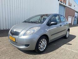 Grijs Gebruikt 2008 Toyota Yaris MPV | € 3.750 (Duur)