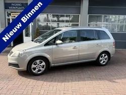 Grijs, metallic lak Gebruikt 2006 Opel Zafira Enjoy MPV | € 799 (Super prijs)