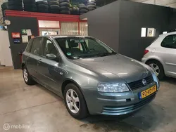 Grijs Gebruikt 2005 Fiat Stilo Active Hatchback | € 1.500 (Goede deal)