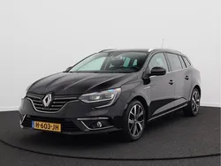 Zwart Gebruikt 2020 Renault Mégane GrandTour Bose Edition Stationwagen | € 17.950 (Eerlijke prijs)