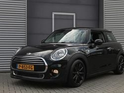 Zwart Gebruikt 2016 Mini Cooper Business Hatchback | € 15.999 (Eerlijke prijs)