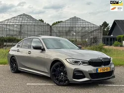 Grijs, metallic lak Gebruikt 2020 BMW 320 Executive Sedan | € 24.990 (Eerlijke prijs)