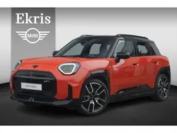 Rebel red Gebruikt 2024 Mini Aceman SUV | € 47.950 (Iets duurder)