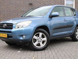 Blauw Gebruikt 2007 Toyota RAV4 Sol SUV | € 6.000 (Goede deal)