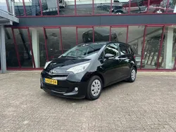 Zwart Gebruikt 2012 Toyota Verso-S Comfort MPV | € 9.450 (Goede deal)