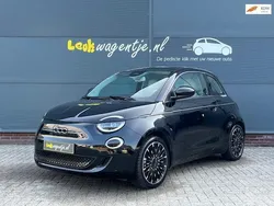 Zwart Gebruikt 2022 Fiat 500e La Prima Hatchback | € 19.940 (Goede deal)
